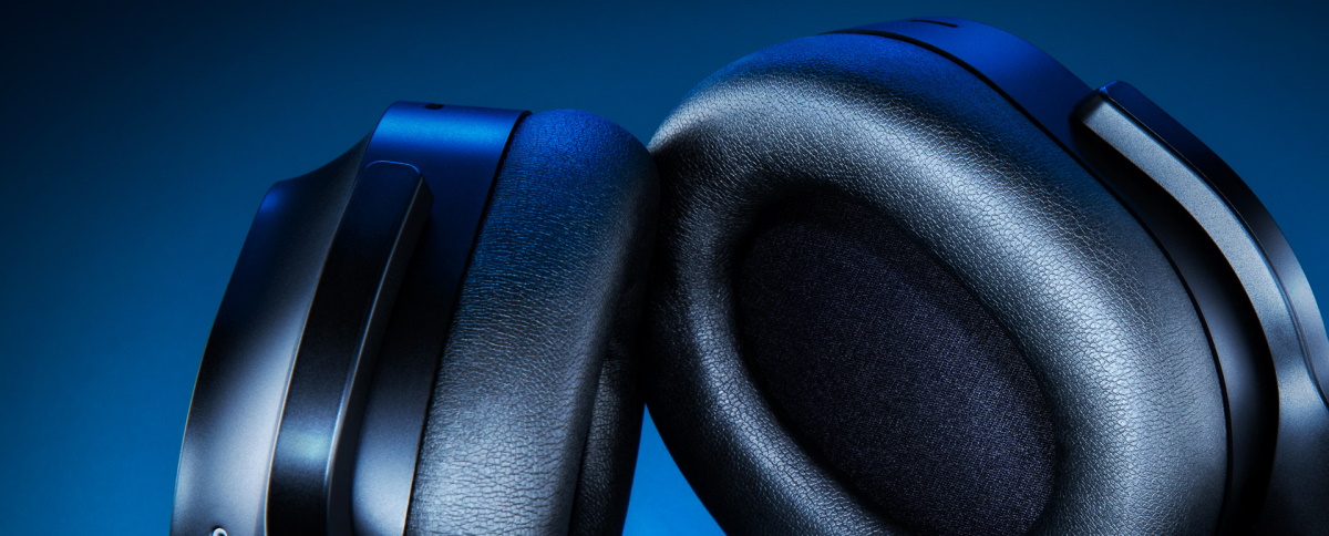 RAZER Barracuda Pro　RZ04-03780100-R3M1 Amazon.com: Razer Barracuda Pro Wireless Gaming & Mobile